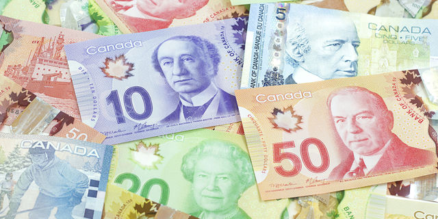 Cơ hội để giao dịch đồng đô la Canada